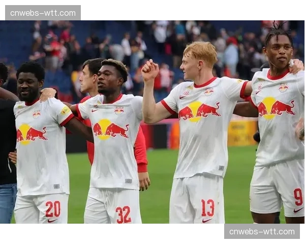 《踢球者》预测:为应对欧冠次回合,拜仁本周末联赛可能大幅轮换并采用保守策略 《踢球者》预测:为应对欧冠次回合,拜仁本周末联赛可能大幅轮换并采用保守策略